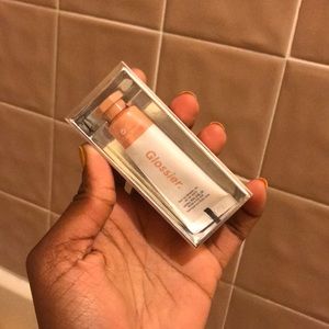 Glossier cloud paint